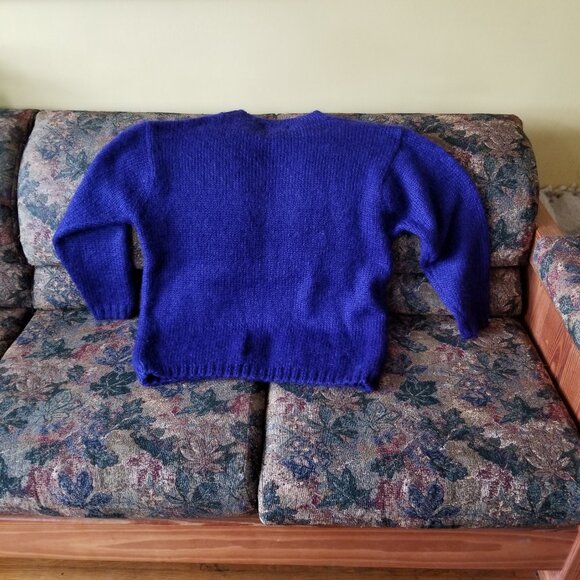 Purple soft, warm, light, mohair, oversize M, beaded leaf sweater, vintage 80s - Picture 3 of 5